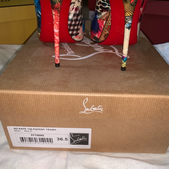 Christian Louboutin So Kate Trash Heels - Picture 4 of 8